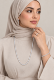 Hijabi model wearing the jewelry set