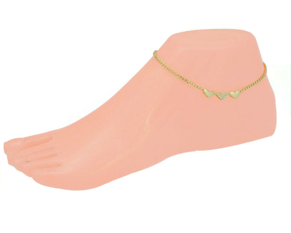 The Triple heart anklet with gold plating and adjustable chain