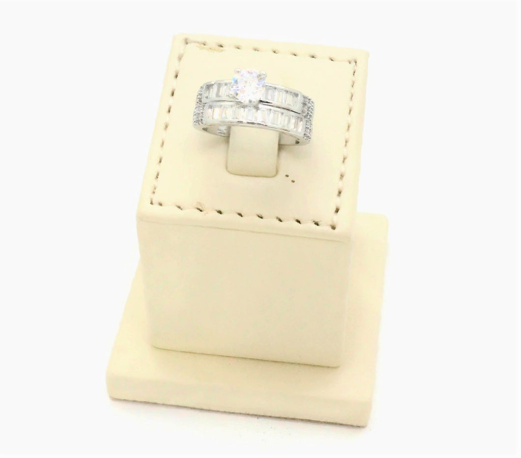 Zirconia studded rhodium plated Wedding ring