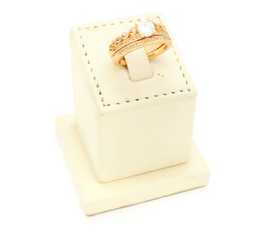 Zirconia studded pebble design gold plated wedding ring