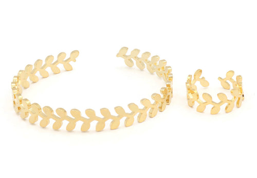 Elegant Gold plated Leaf throne Cuff bangle and ring