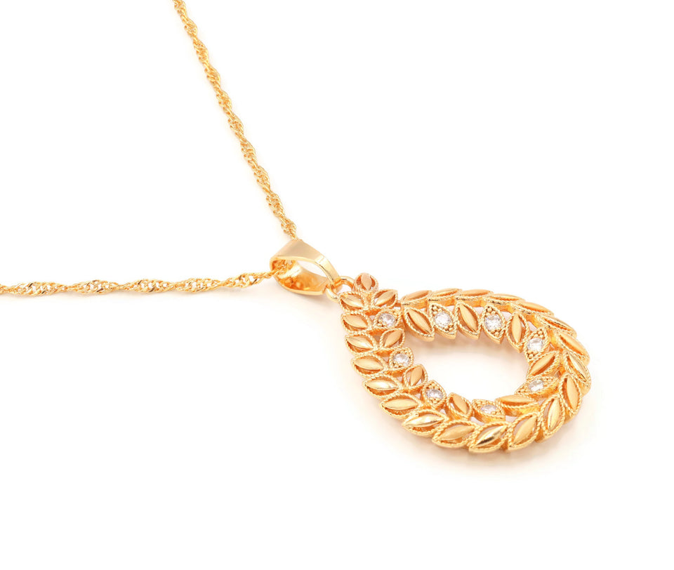 Zirconia studded pendant necklace